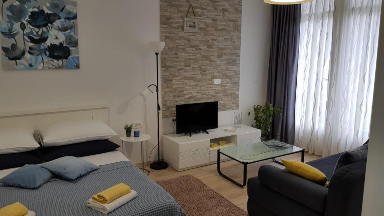 Guest House Adriatic Spalato Esterno foto